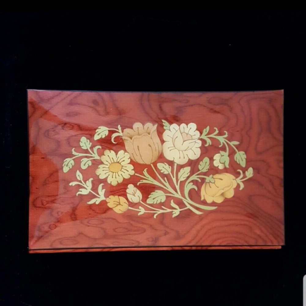Jewelry Box - Picture 2 of 4
